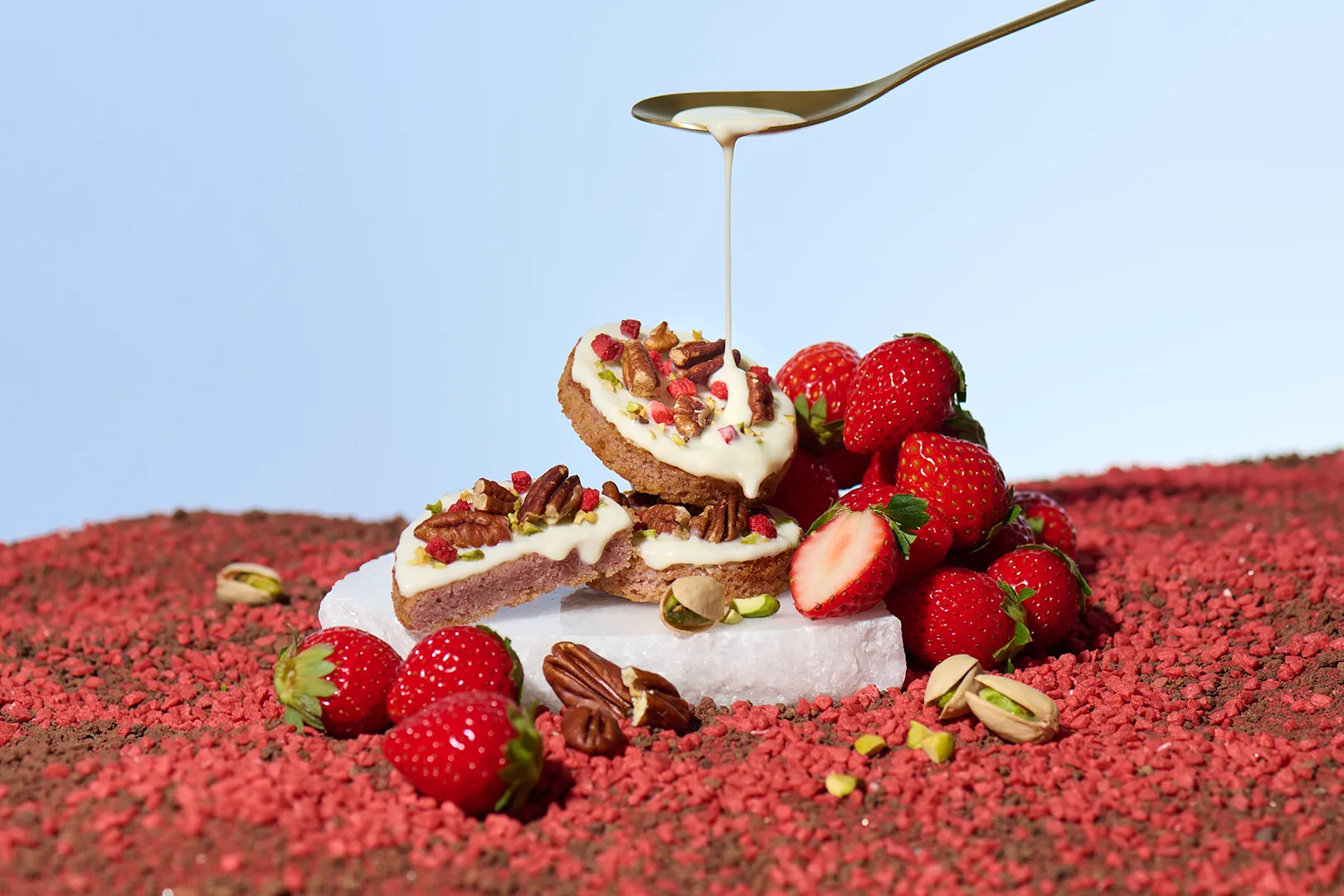 ショコラホワイトケーキ〈ベリー〉